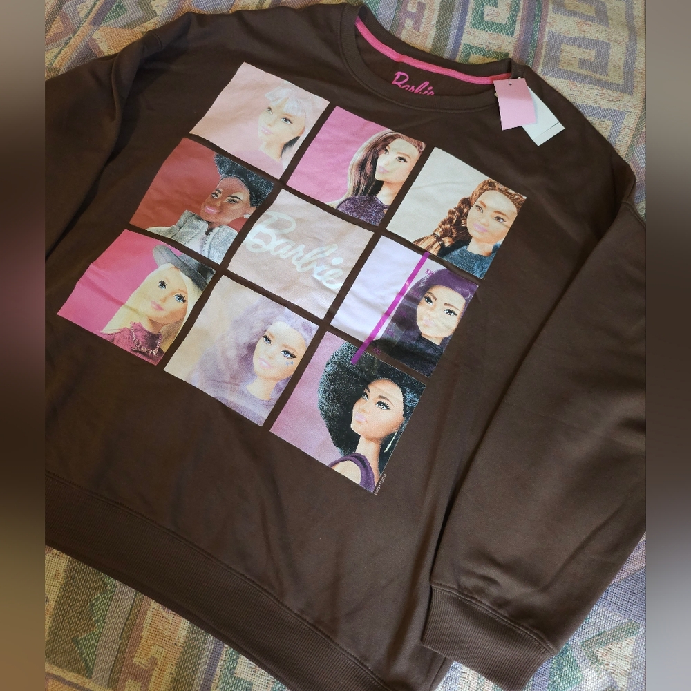 Brown Barbie Doll‎ Collage Sweatshirt Size XXL